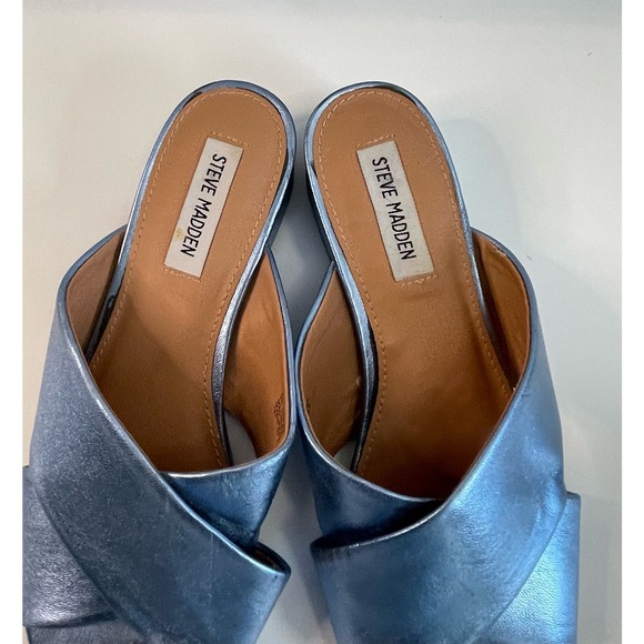 Steve Madden Shiny Blue Cross Strap Womens Size 8M - Picture 5 of 7